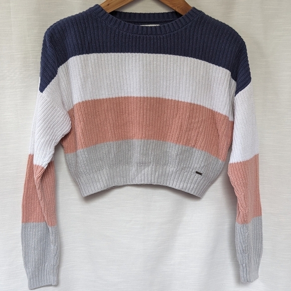 Hollister Sweaters - Hollister Knit Colorblock Crop Sweater